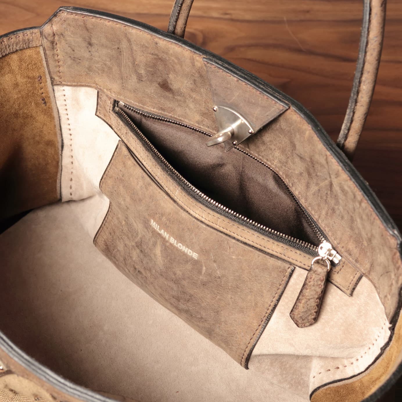 MILAN BLONDE TOTO L / Cloco